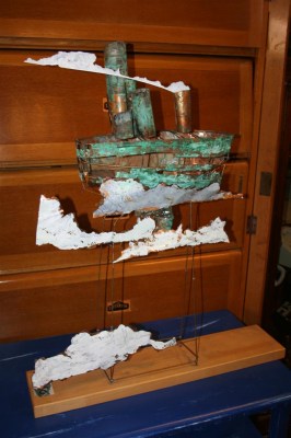 Scultura nave in rame e ottone